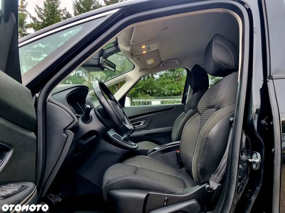 Renault Scenic ENERGY TCe 130 INTENS - 9