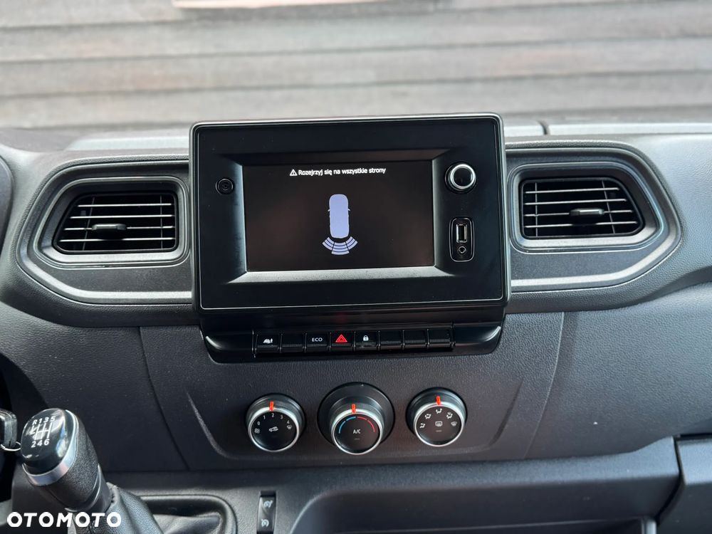 Renault Master - 25