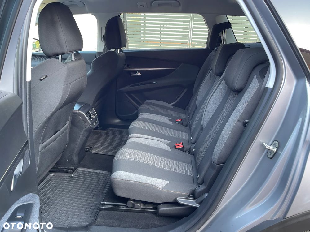 Peugeot 5008 1.5 BlueHDI Crossway S&S EAT8 - 26