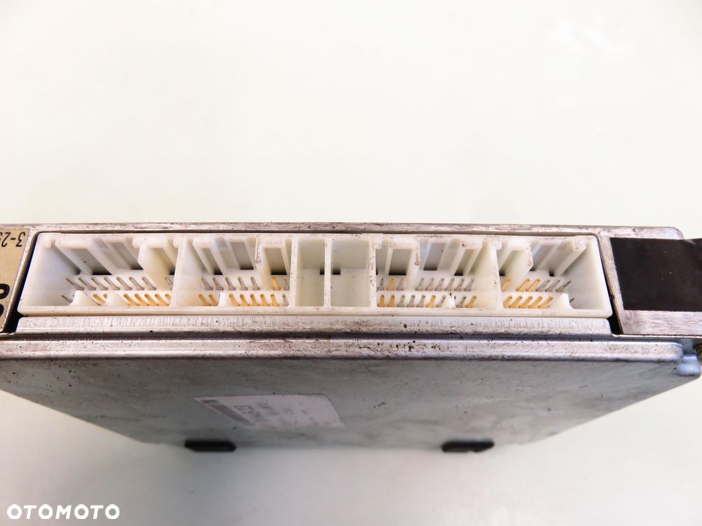 STEROWNIK LEXUS IS I 200 8966153030 - 3