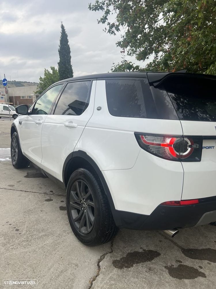 Land Rover Discovery Sport - 25