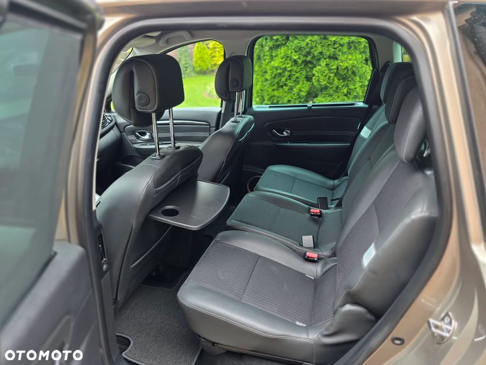 Renault Scenic 2.0 16V 140 CVT Luxe - 9
