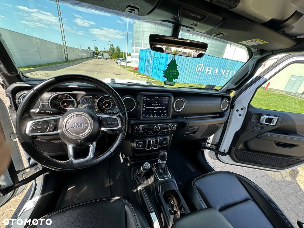 Jeep Wrangler Unlimited GME 2.0 Turbo Sahara - 27