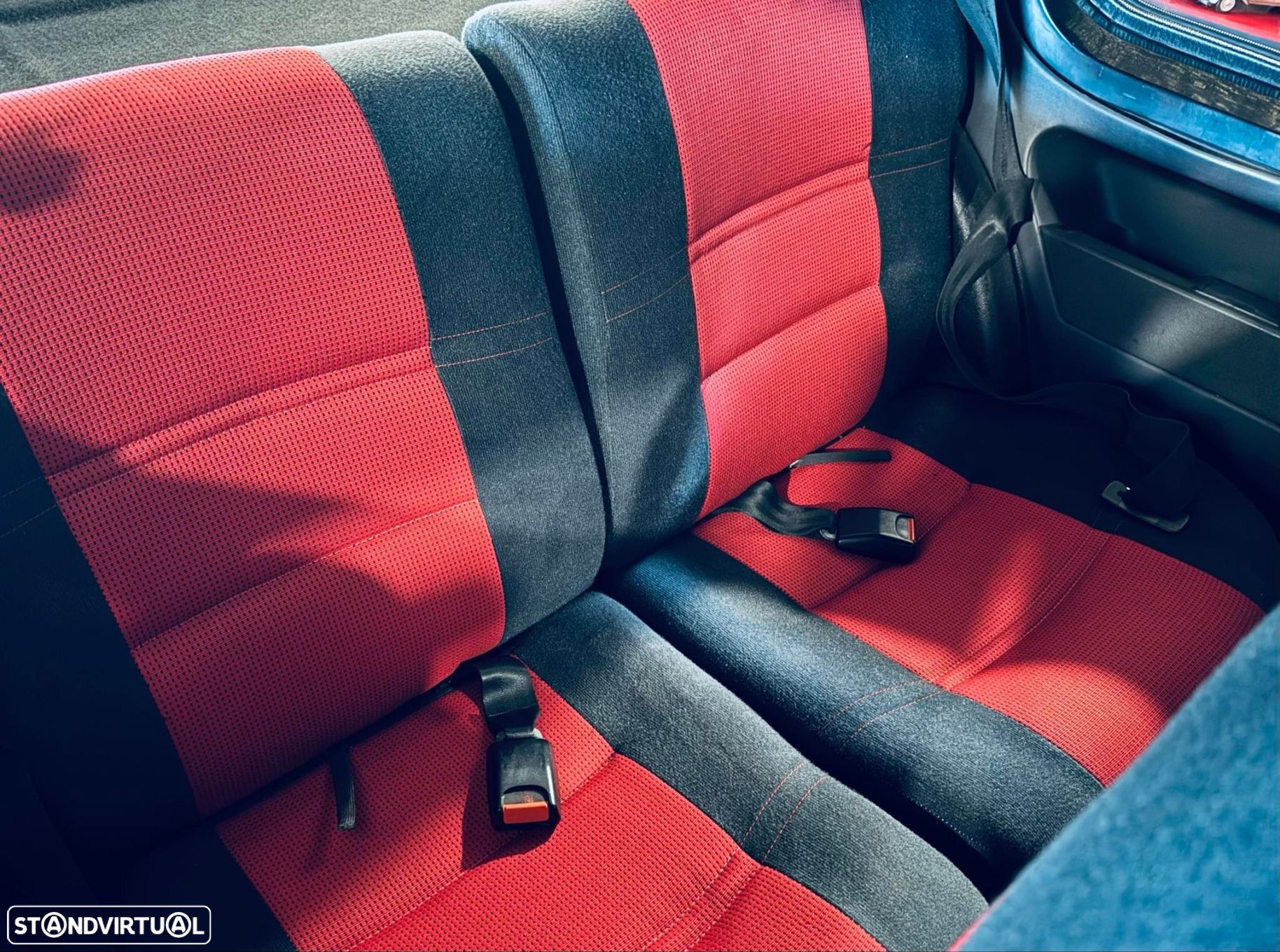 Peugeot 205 1.6 GTi - 20