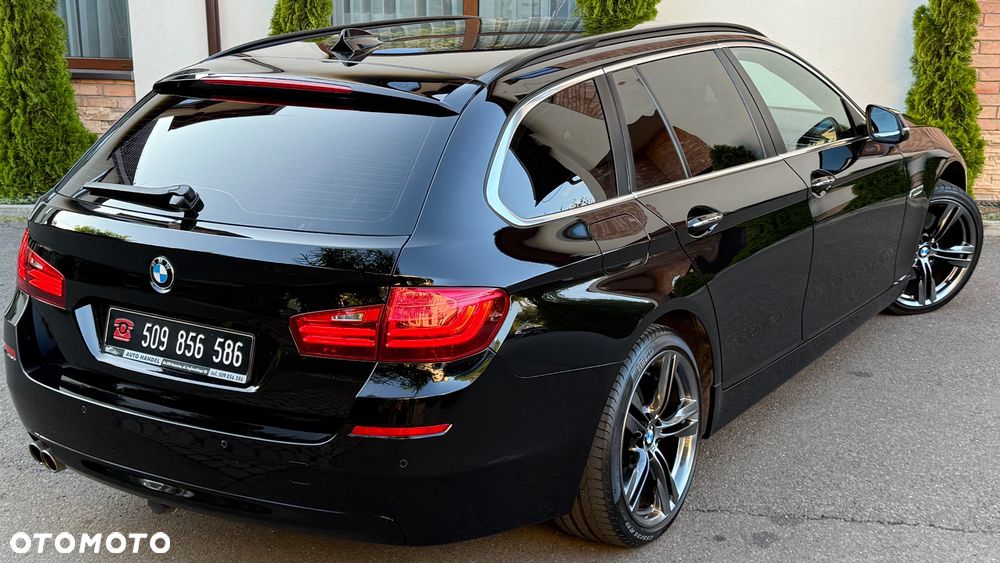 BMW Seria 5 525d Touring Modern Line - 28