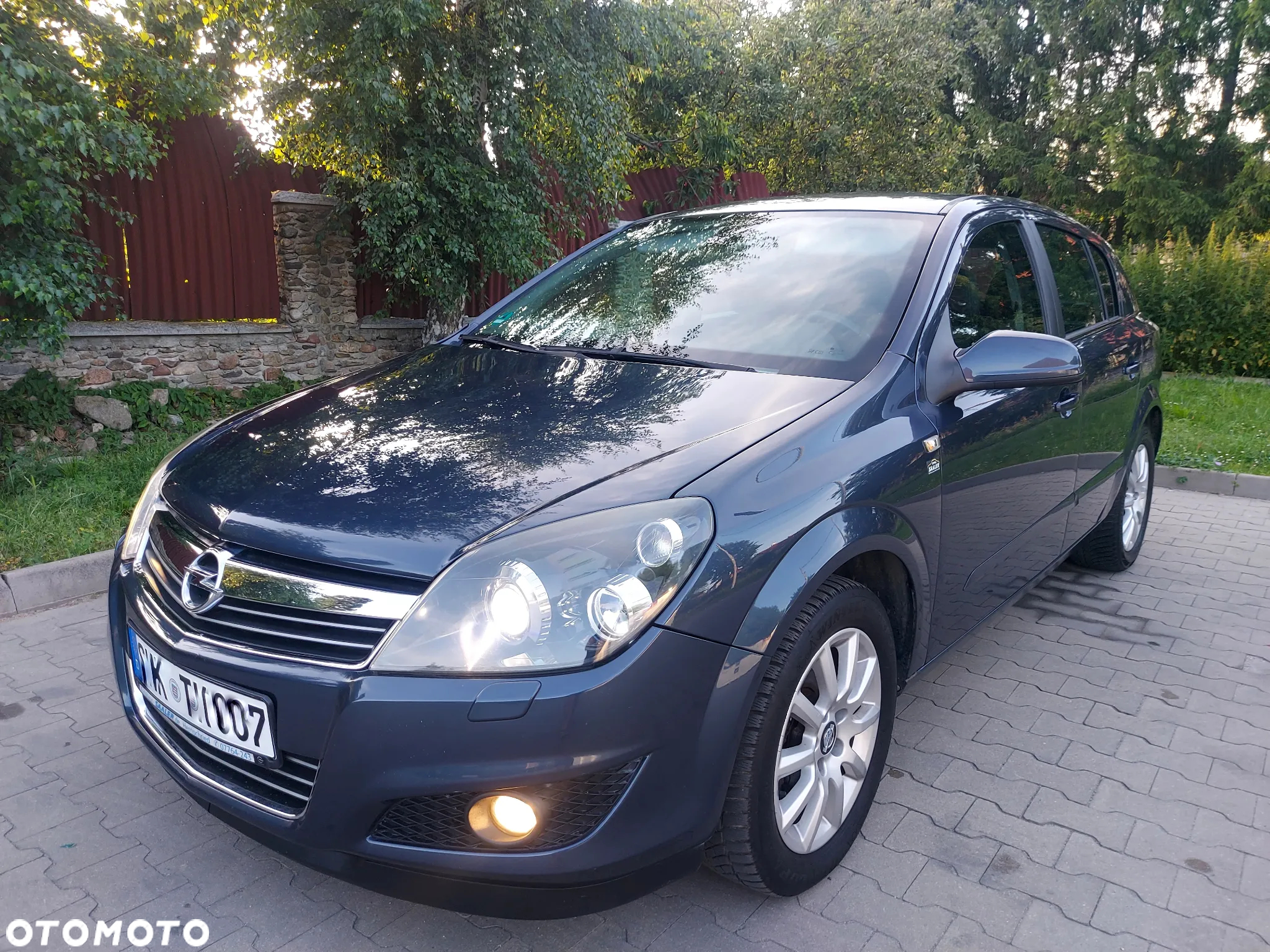 Opel Astra 1.8 Edition - 10