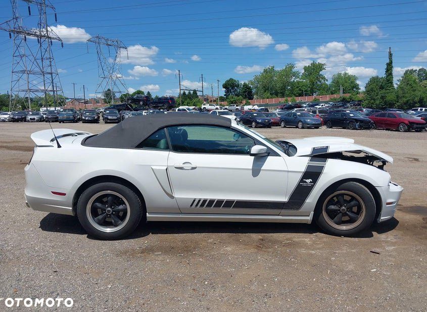Ford Mustang 3.7 V6 - 8