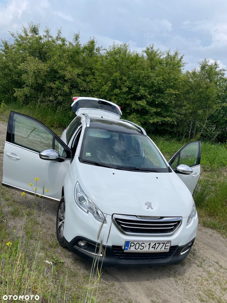 Peugeot 2008 1.6 e-HDi Allure S&S - 3