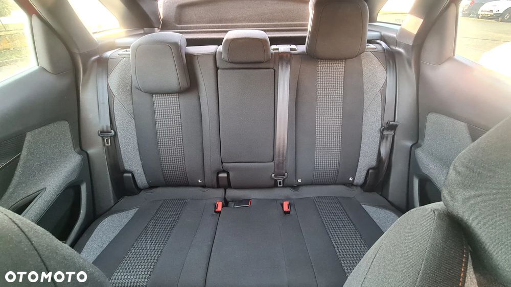 Peugeot 3008 BlueHDi 130 Stop & Start EAT8 Allure - 8