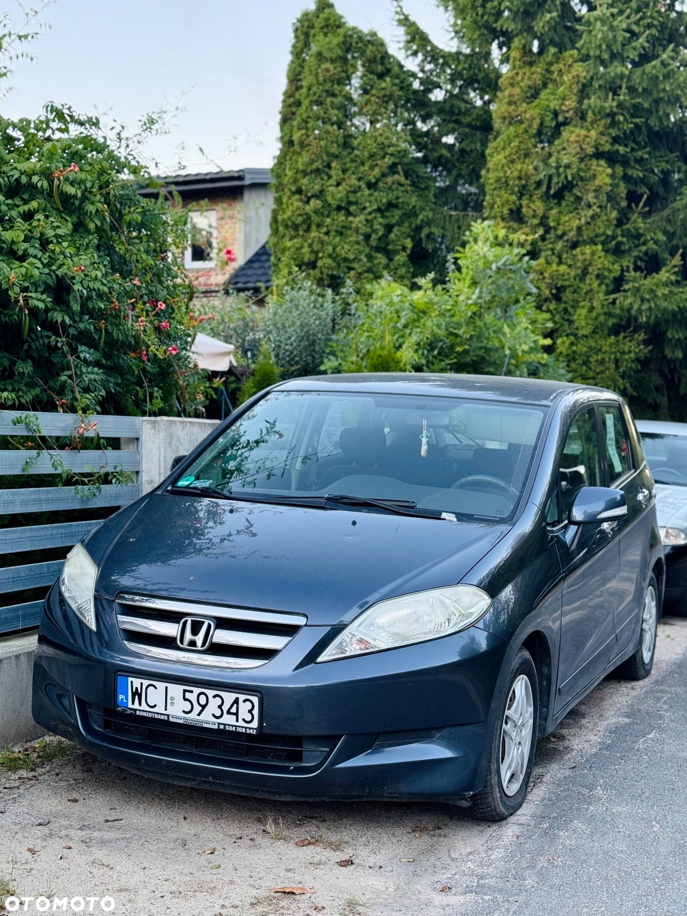 Honda FR-V - 1