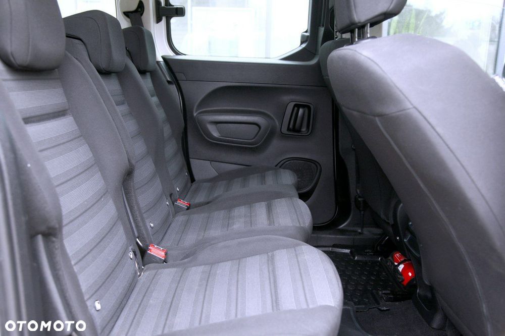 Opel Combo - 16