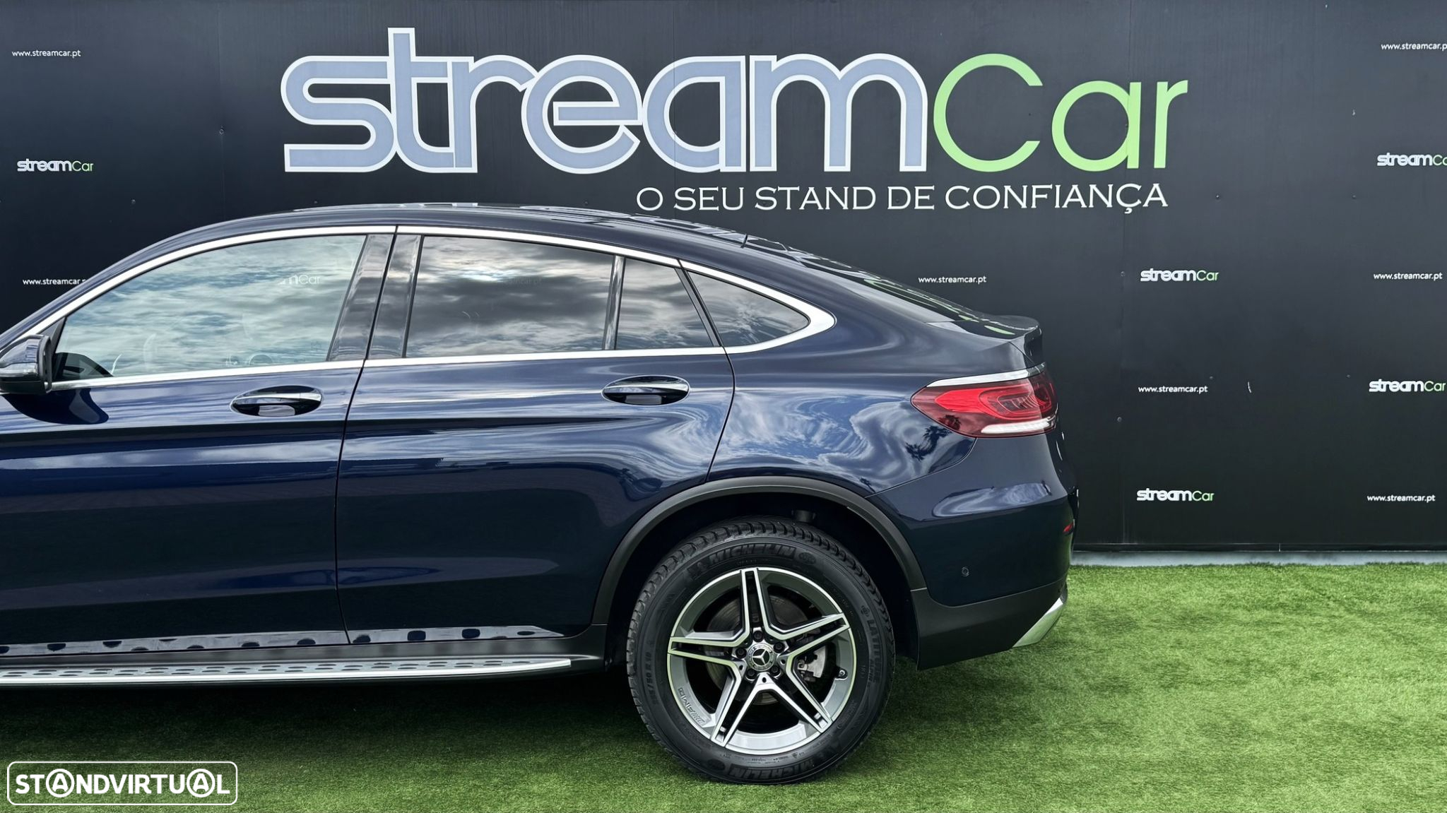 Mercedes-Benz GLC 300 Coupe de 4Matic 9G-TRONIC AMG Line Plus - 4
