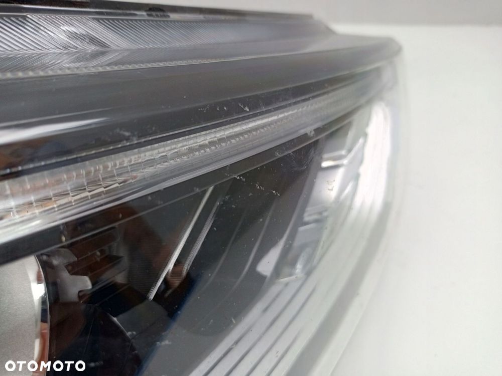 SSANGYONG KORANDO IV 19- LAMPA LED PRZEDNIA PRAWA PRAWY PRZÓD 8310237101 ÷ - 12