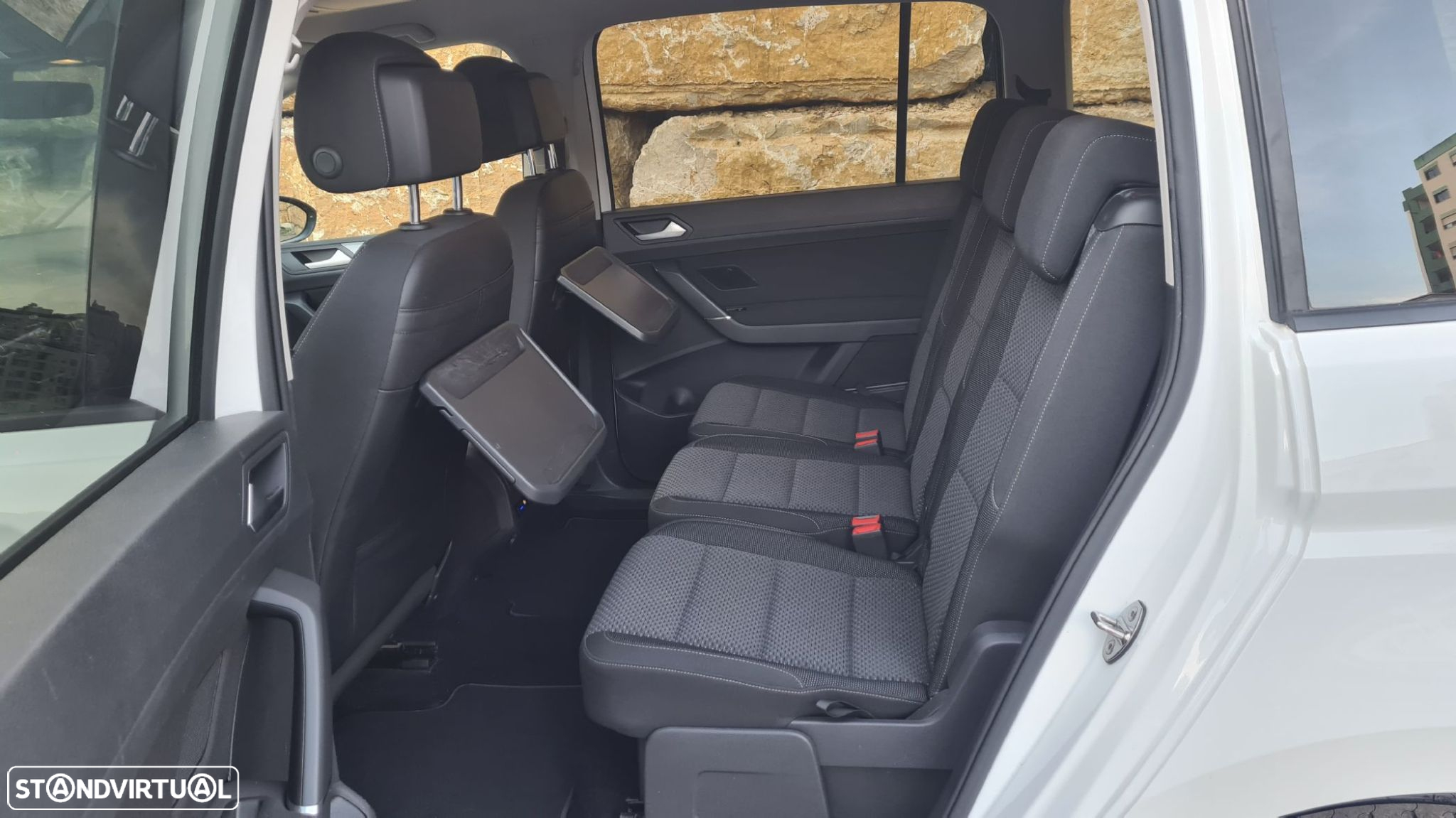 VW Touran 1.6 TDI Confortline DSG - 42