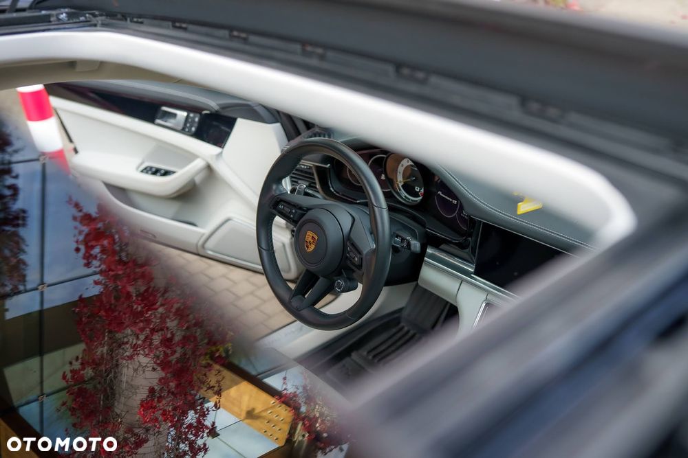 Porsche Panamera - 3