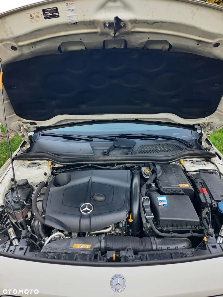 Mercedes-Benz GLA 220 CDI 4-Matic - 11