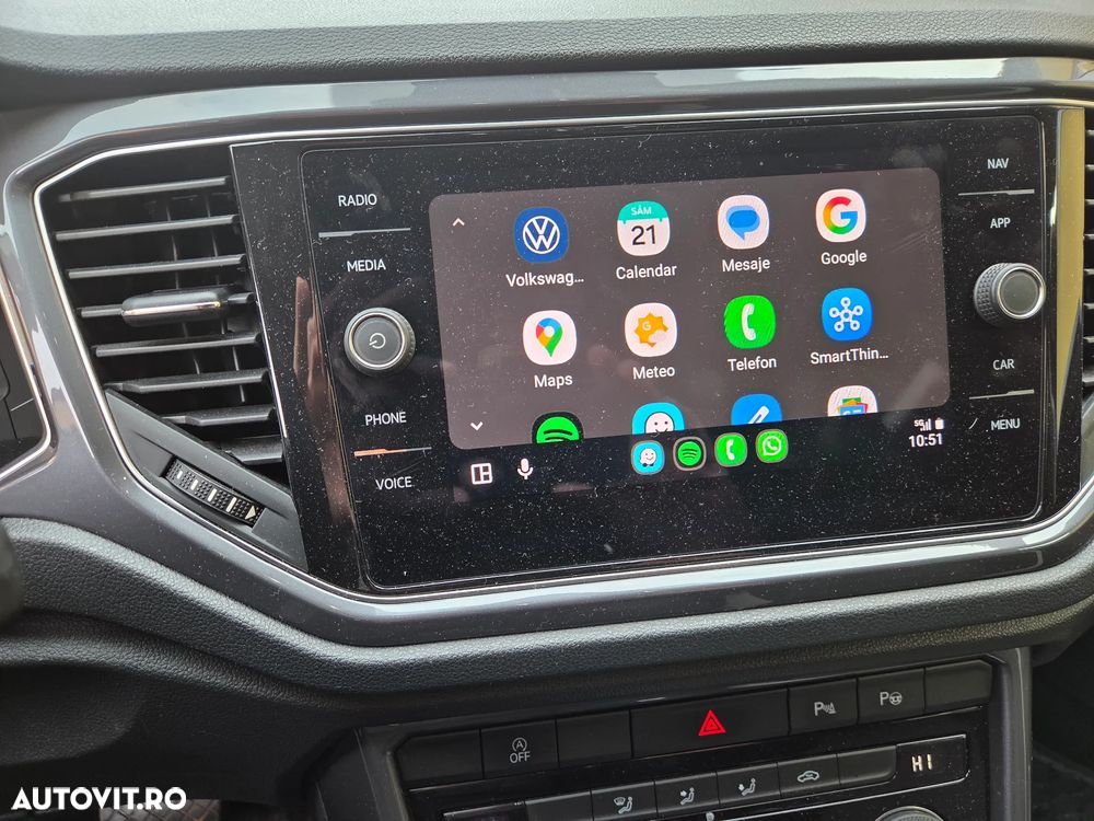 Volkswagen T-Roc - 14