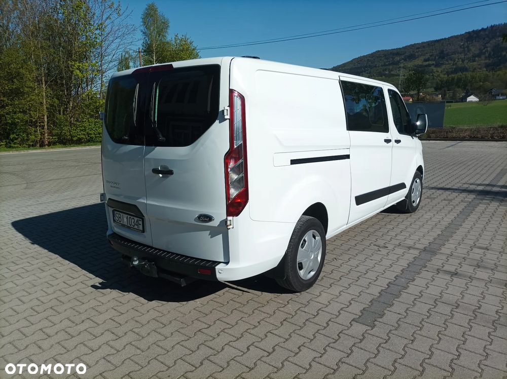 Ford TRANSIT CUSTOM - 9