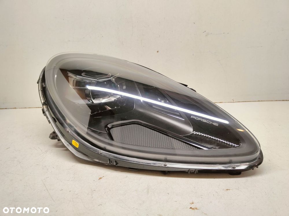 porsche macan lift 95b941010ah lampa f-led prawa - 1