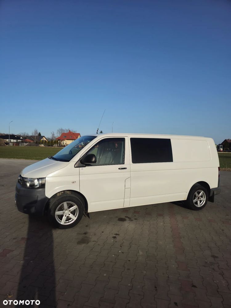 Volkswagen Transporter - 1