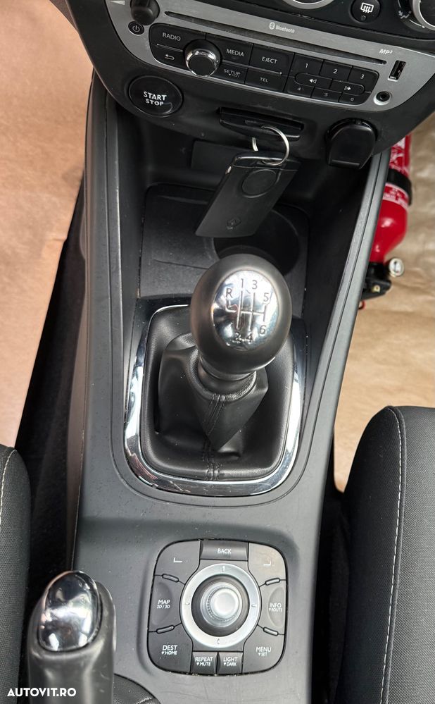 Renault Megane ENERGY dCi 110 Start & Stop Dynamique - 14