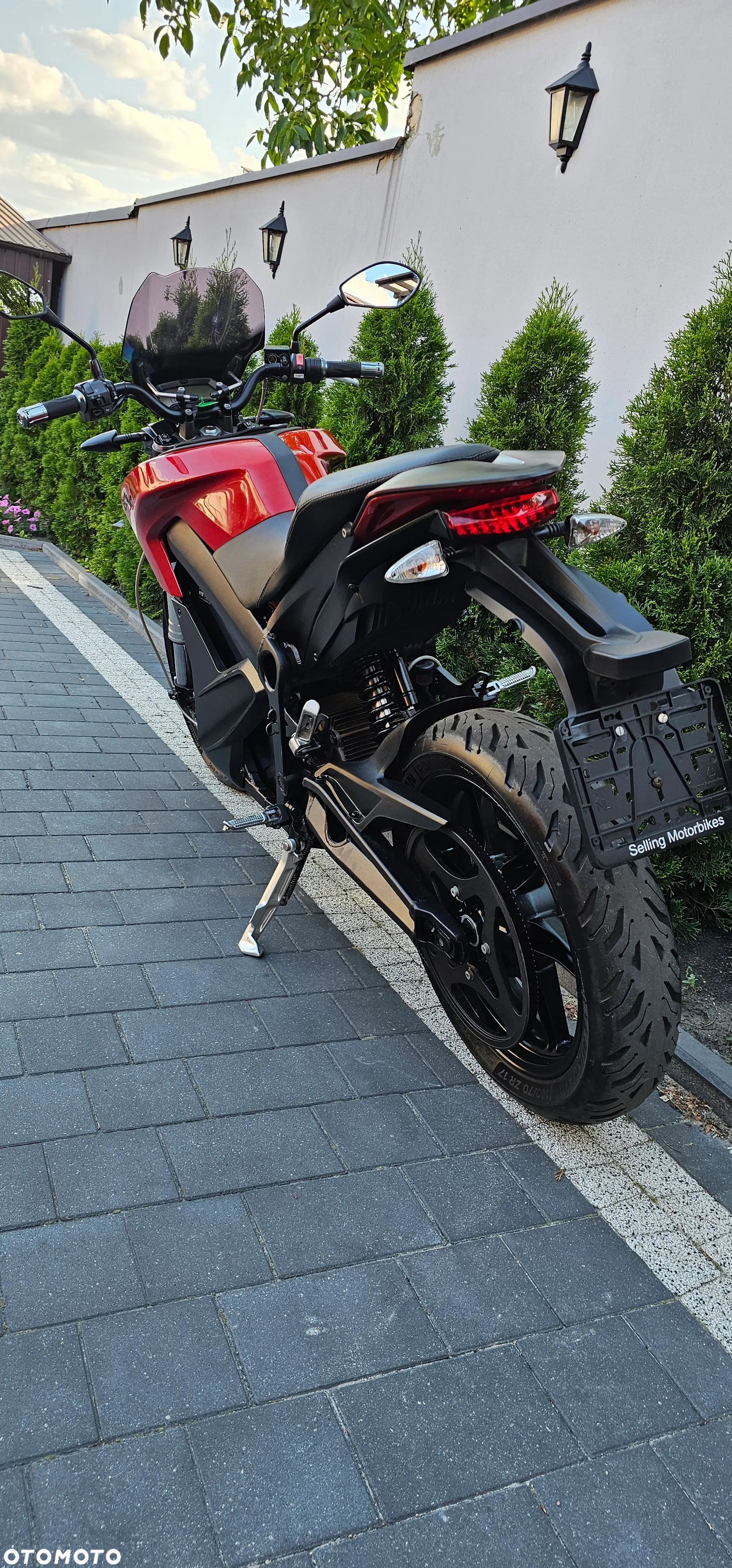 Zero SR - 19