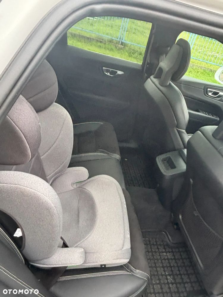 Volvo XC 60 T5 AWD Geartronic RDesign - 19
