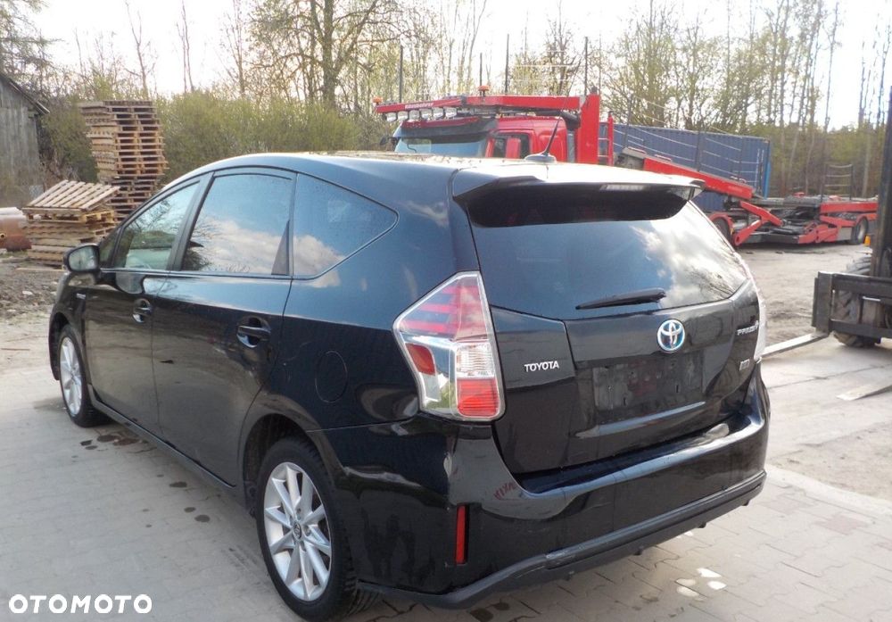 Toyota Prius+ - 11