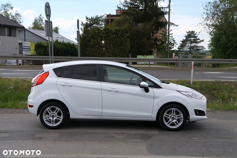 Ford Fiesta 1.4 Champions Edition - 5