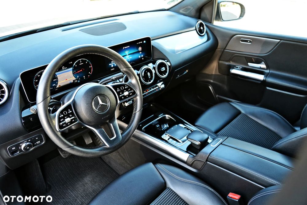 Mercedes-Benz Klasa B 200 d 8G-DCT - 4