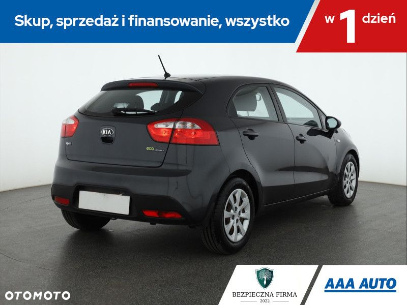 Kia Rio - 6