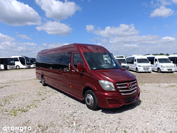 Mercedes-Benz Sprinter 519
