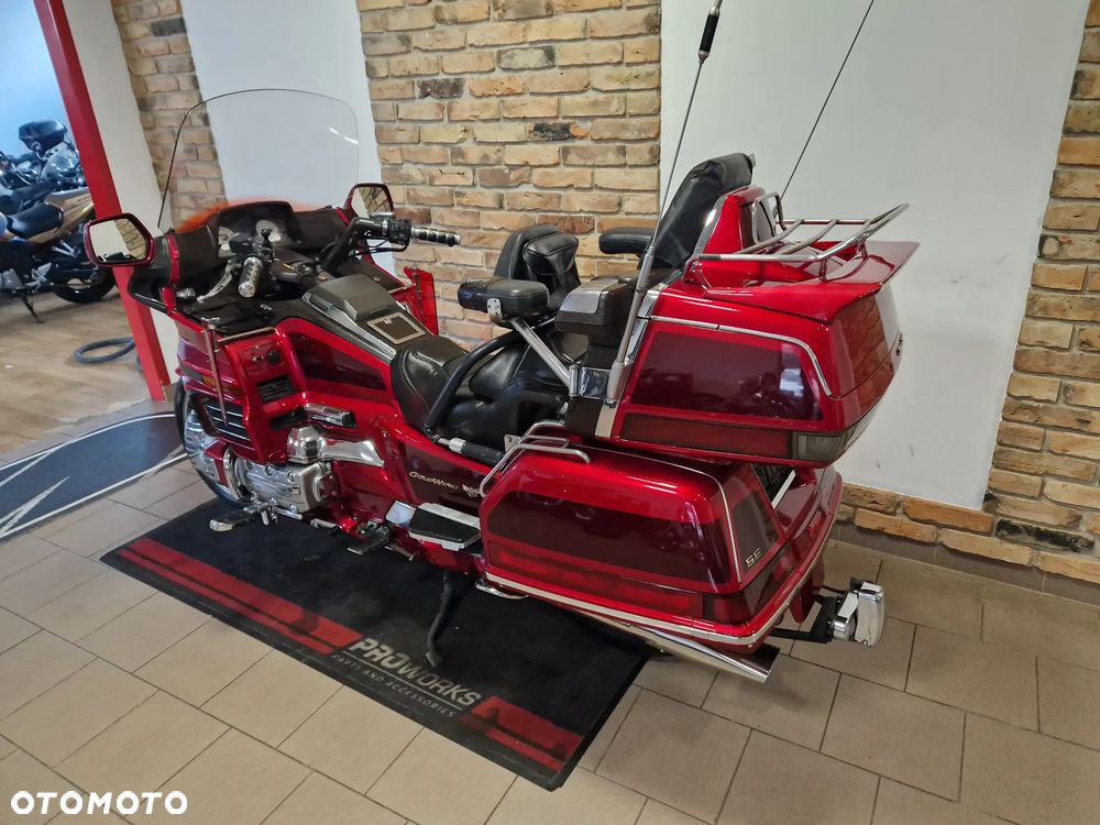 Honda GL - 8