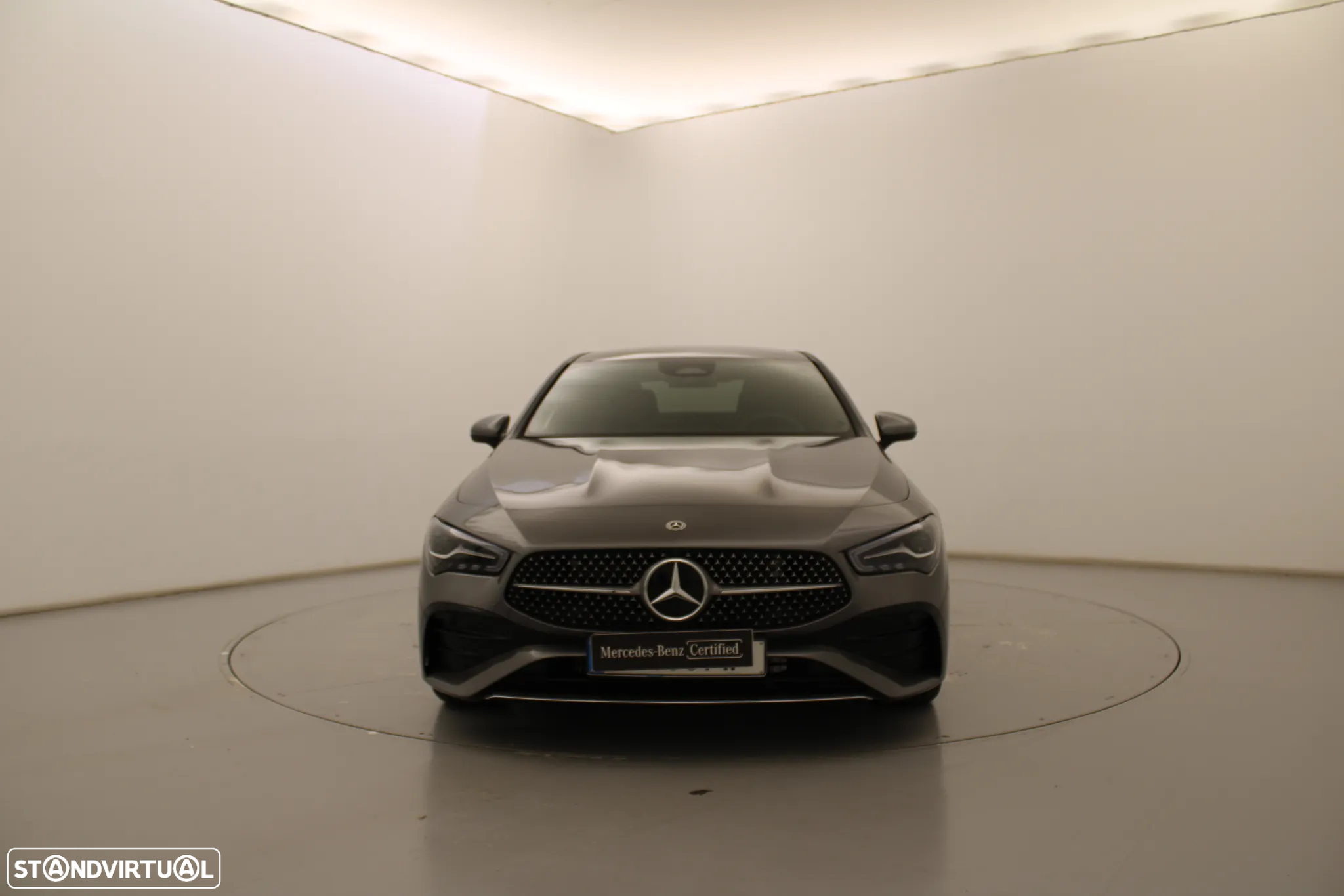Mercedes-Benz CLA 200 d - 16