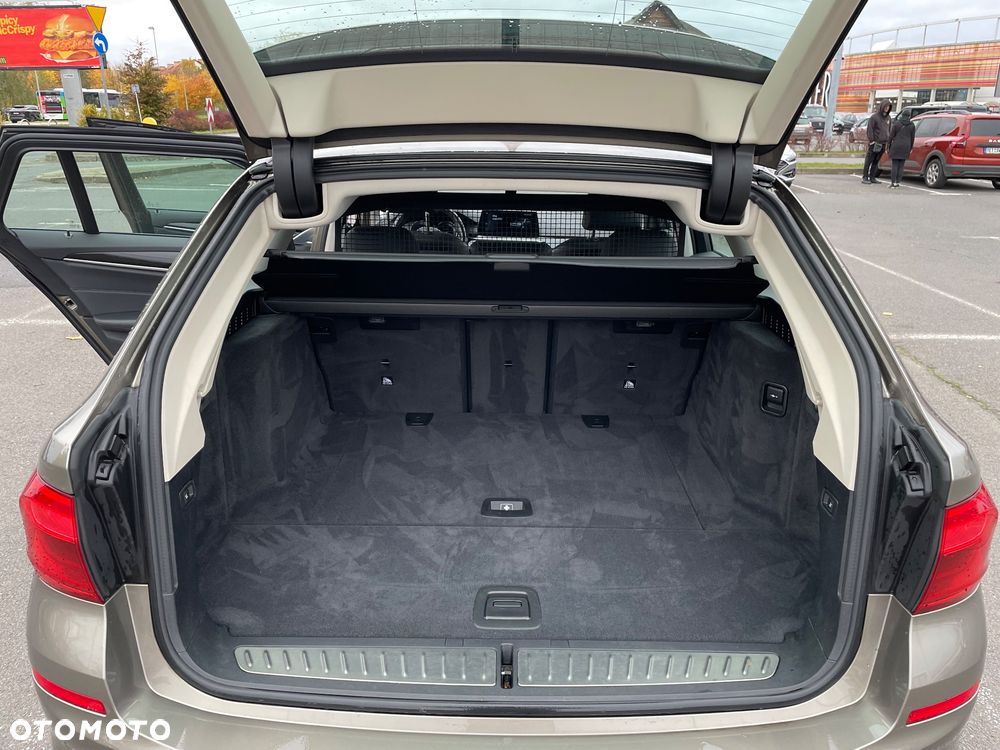 BMW Seria 5 530d Sport Line sport - 23