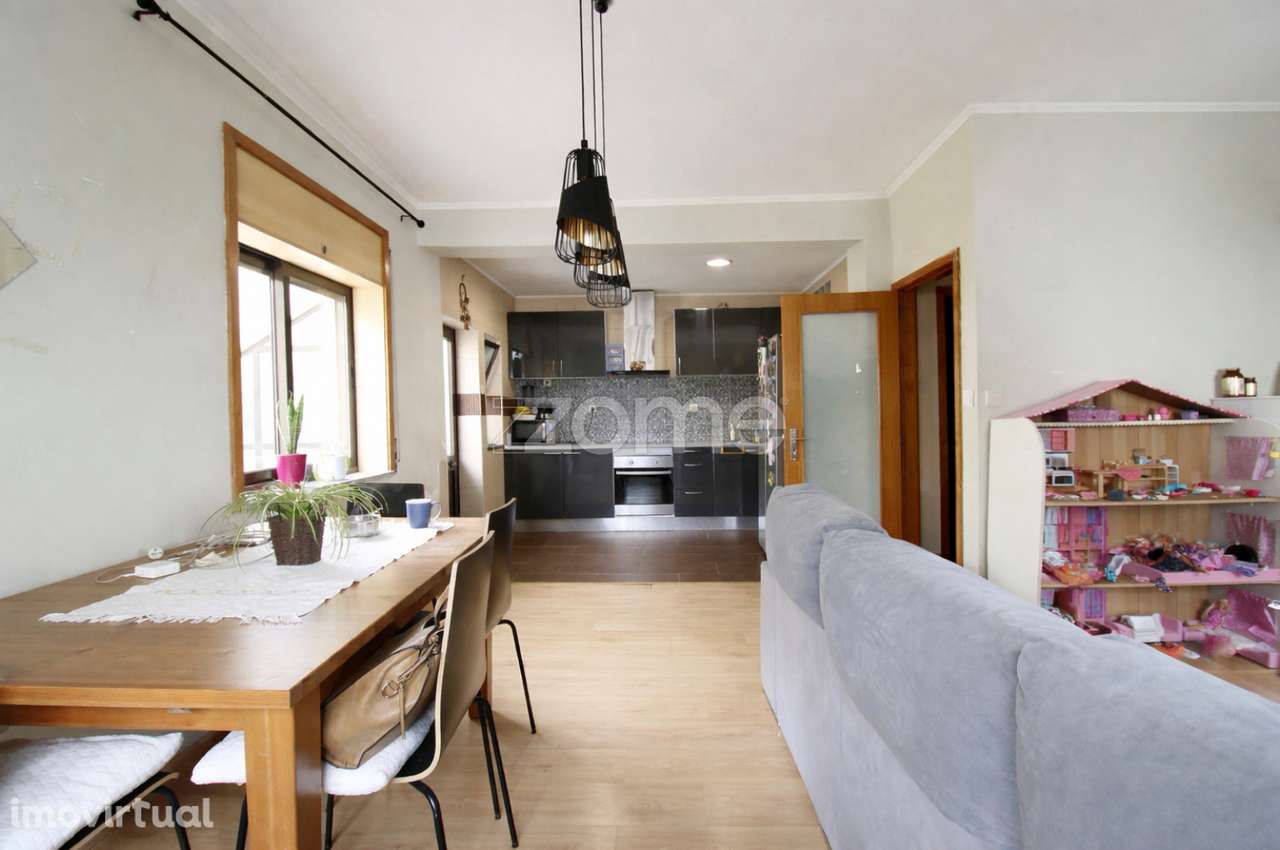 Andar Moradia T2 com Terraço, Garagem e 3 Frentes – Alto de Soutelo - Grande imagem: 2/18