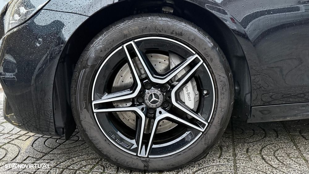 Mercedes-Benz E 300 de AMG Line - 28