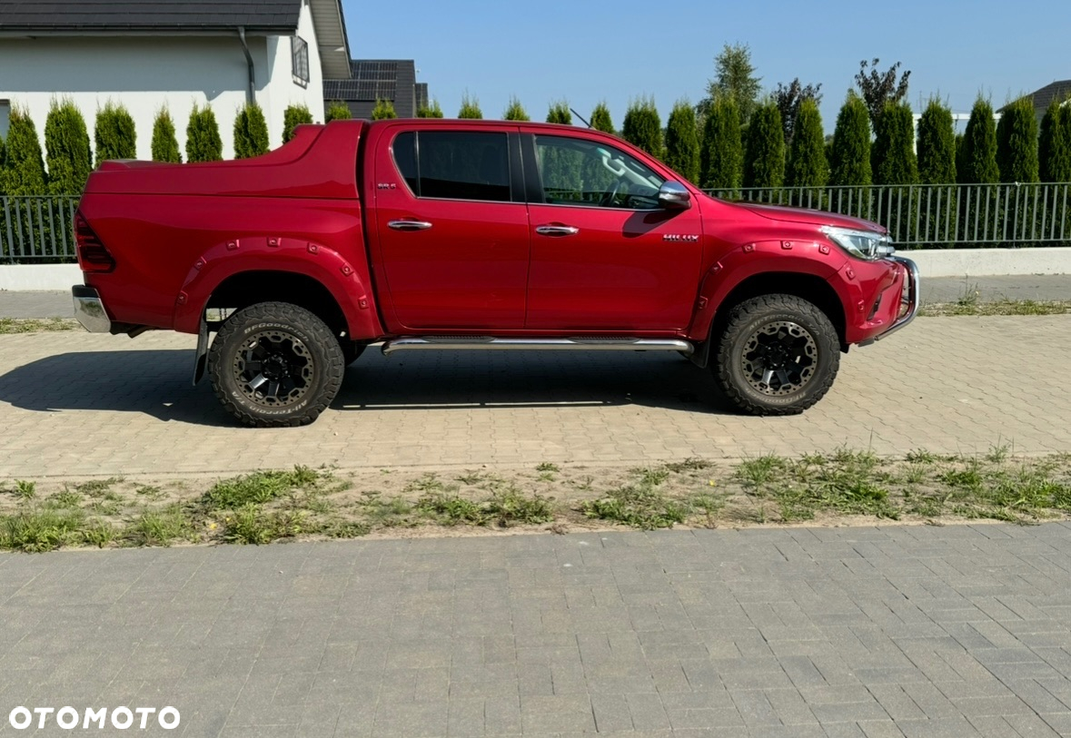 Toyota Hilux 2.4 D-4D Double Cab SR5 4x4 - 36