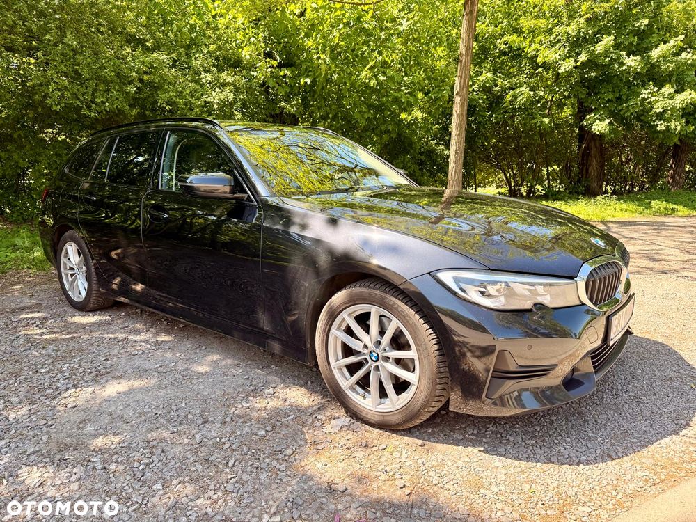 BMW Seria 3 320d Sport Line Shadow - 8