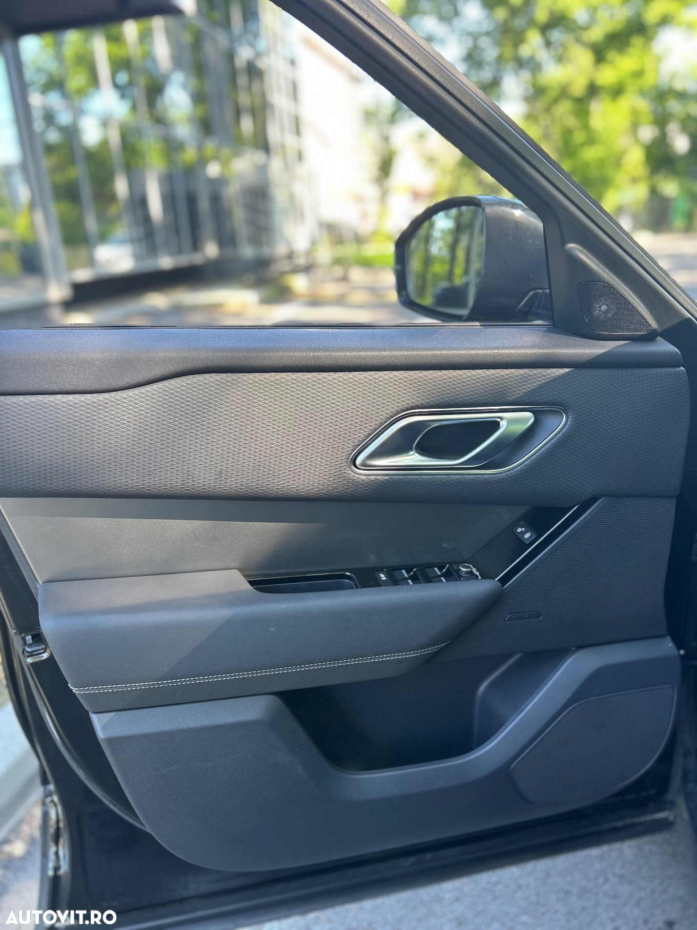 Land Rover Range Rover Velar 2.0 P250 - 14