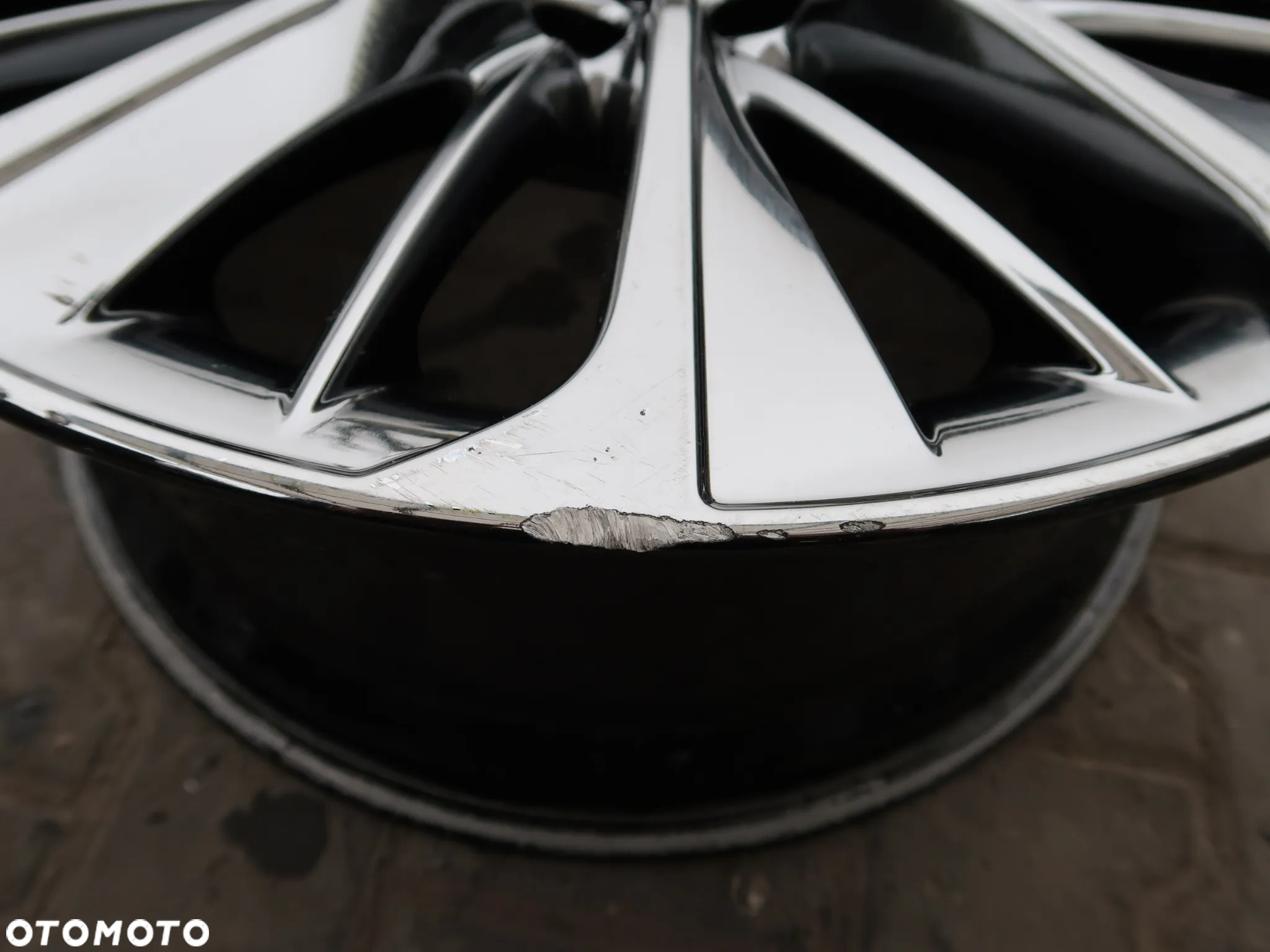 273 Felga Aluminiowa Lexus RX NX 8,5x20et25 - 2