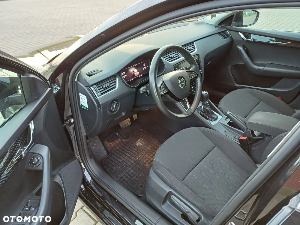 Skoda Octavia 2.0 TSI Style DSG - 12