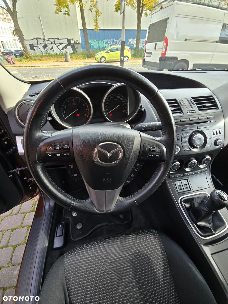 Mazda 3 - 32