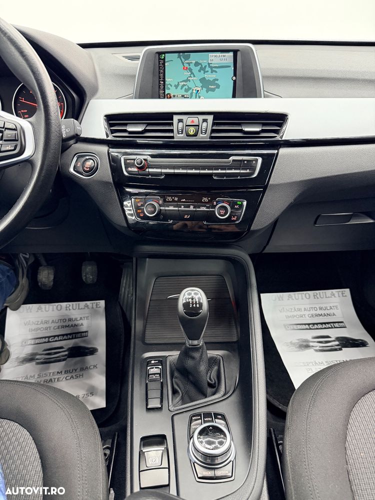 BMW X1 sDrive18d Sport Line - 22