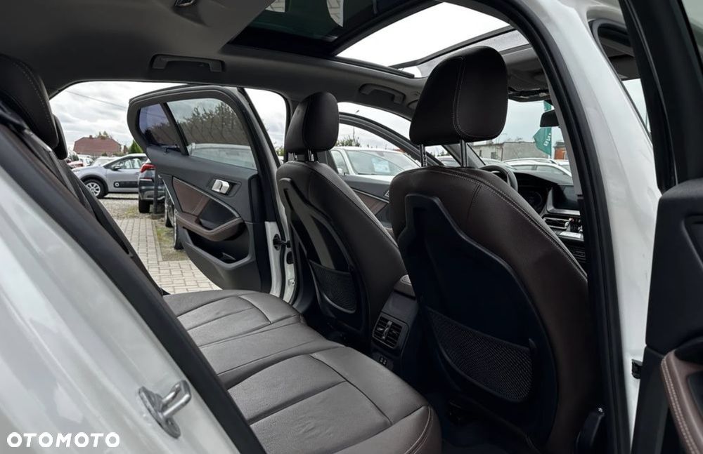 BMW Seria 1 118i Sport Line - 11