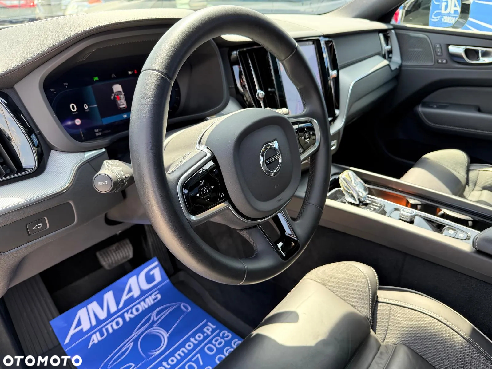 Volvo XC 60 - 18