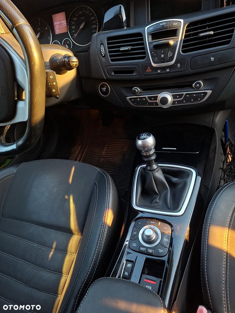 Renault Laguna 2.0 dCi Bose Edition - 13