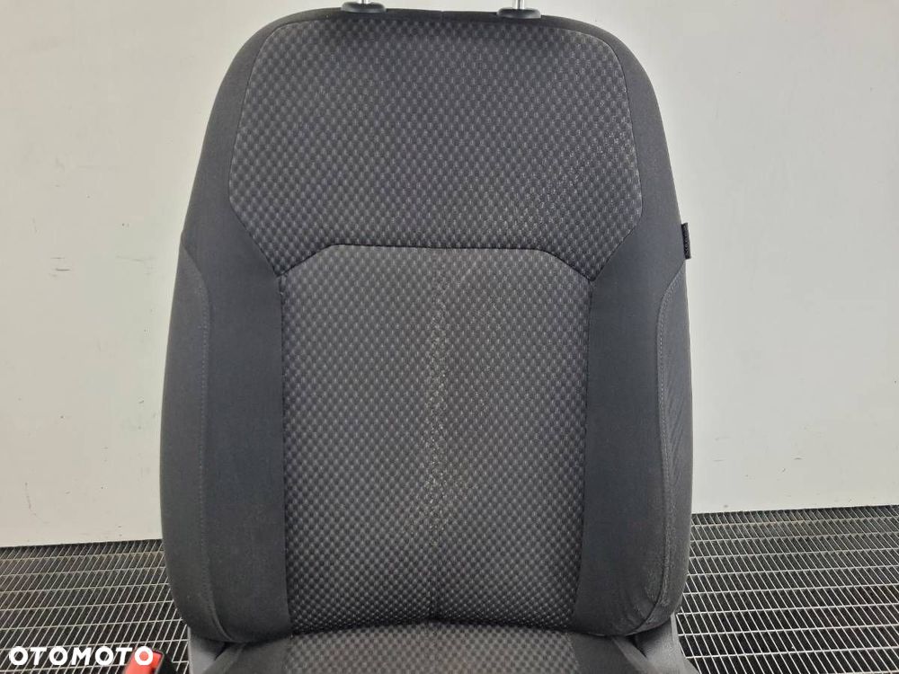 FOTEL LEWY PRZÓD KIEROWCY VW PASSAT B7 ORYGINAŁ EUROPA - 3