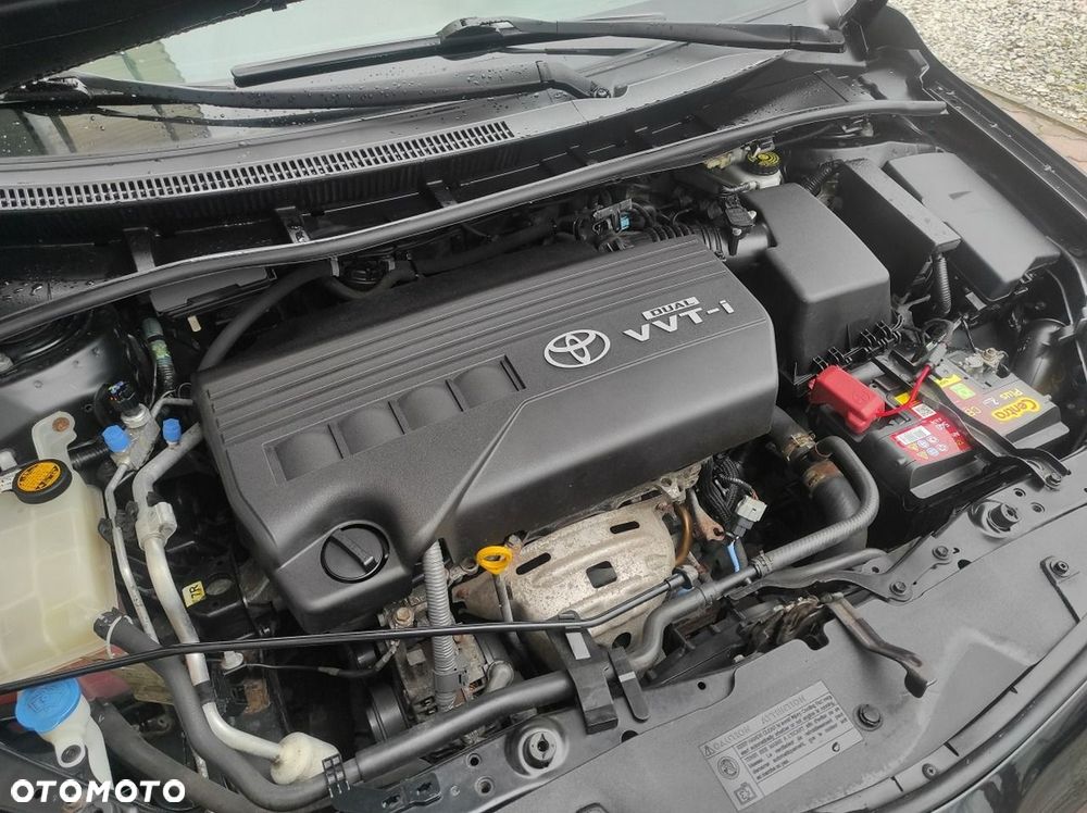 Toyota Corolla - 17