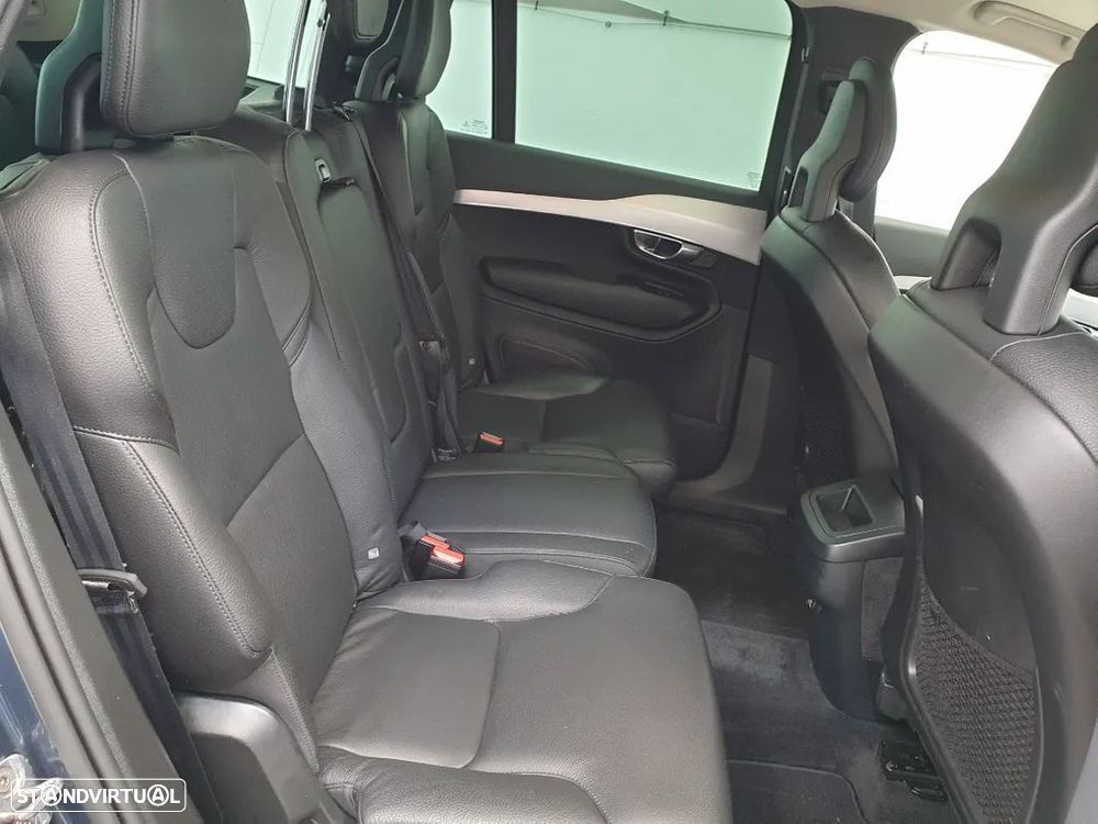 Volvo XC 90 2.0 D4 Momentum - 36